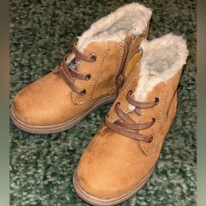 Toddler boy boots